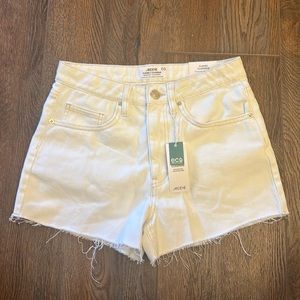 Ardene Juniors Denim Cutoff Shorts, Size 3. White. NWT.